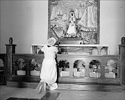 woman-praying-CROPPED-Virgen-de-Regla
