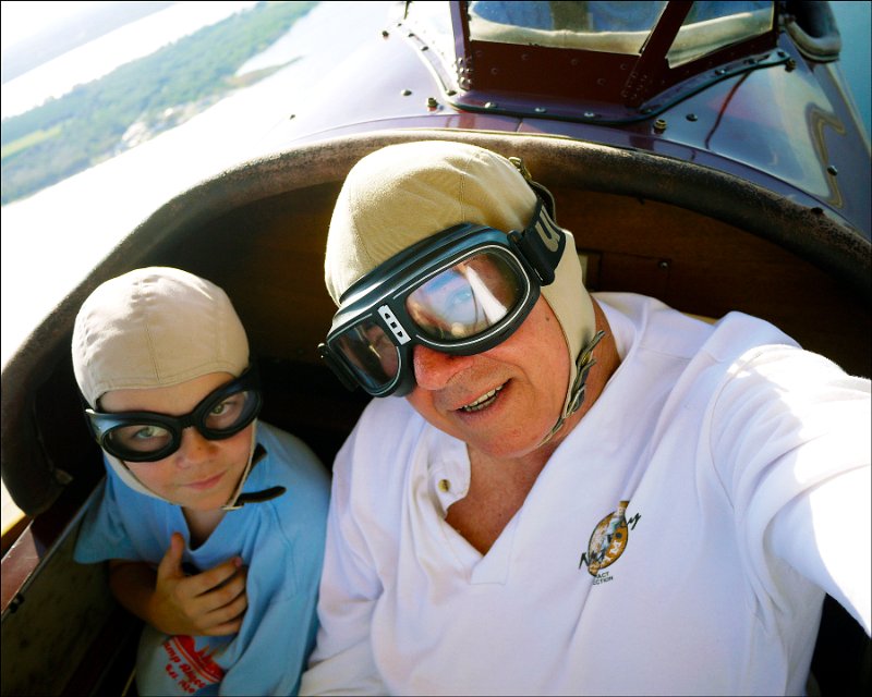 Kent & Bob in biplane