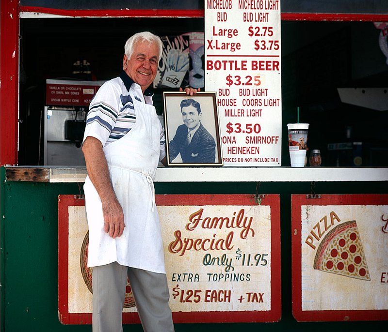 Steve-at-Pizza-King-w-48-yr-old-photo