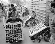 wheelchair-sunglass-vendors-San-Rafael
